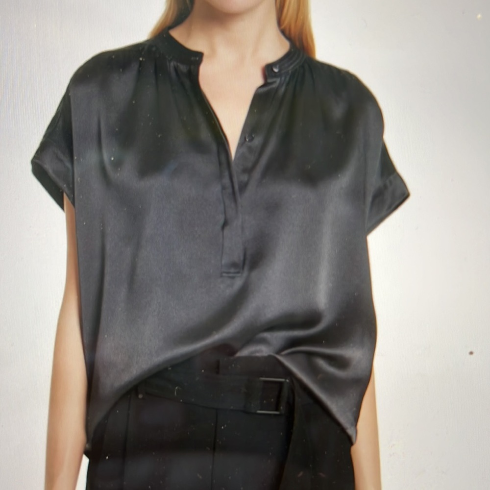 Vince Shirred Neck Silk Top size; S, like new.